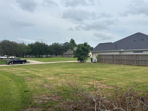 Vacant Land For Sale - 2510 Ridgewood Drive<br/> Brazoria County, West Columbia, TX 77486