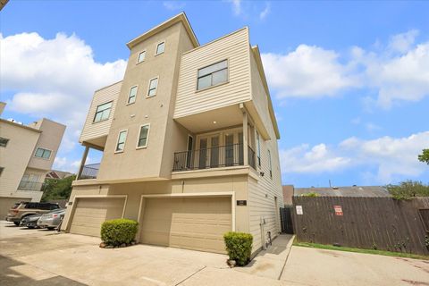 Photo of 2309 Mcilhenny Street, Houston, TX 77004 (MLS # 8362405)