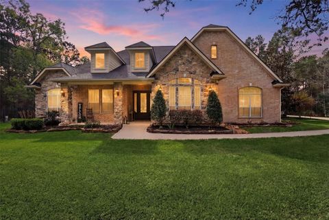 Homes For Sale - 26235 Crown Ranch Boulevard<br/> Montgomery, TX 77316