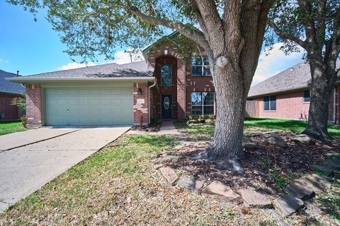 Photo of 4204 Seminole Drive, Pearland, TX 77584 (MLS # 48561178)