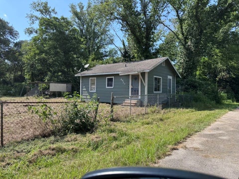 Photo of 6823 Isla Road, Brookside Village, TX 77581 (MLS # 91298118)