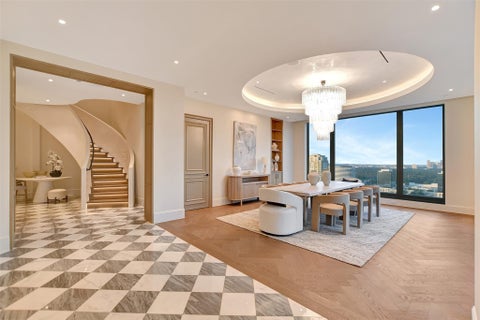 Photo of 1275 S Post Oak Lane #2502, Houston, TX 77056 (MLS # 78745561)