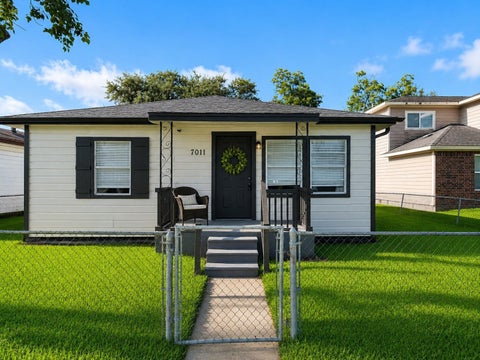 Homes For Rent - 7011 Anderson Street<br/> Galveston County, Texas City, TX 77591