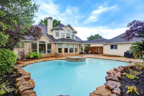 Photo of 18 Arbor Bend Drive, Houston, TX 77070 (MLS # 47096782)
