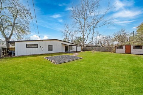 Tiny photo for 10042 Lazy Oaks Street, Houston, TX 77080 (MLS # 48046333)