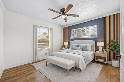 Tiny photo for 10042 Lazy Oaks Street, Houston, TX 77080 (MLS # 48046333)