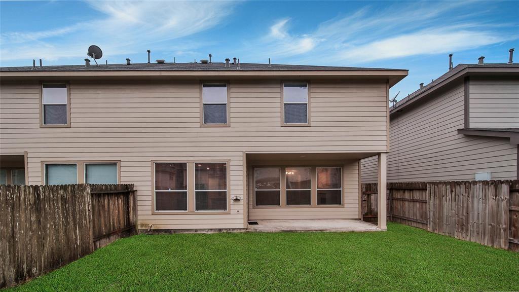 87 W Twinvale Loop