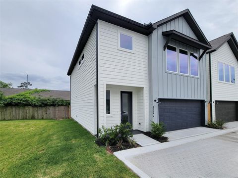 Photo of 8316 Curry Rd #A, Houston, TX 77093 (MLS # 29469504)