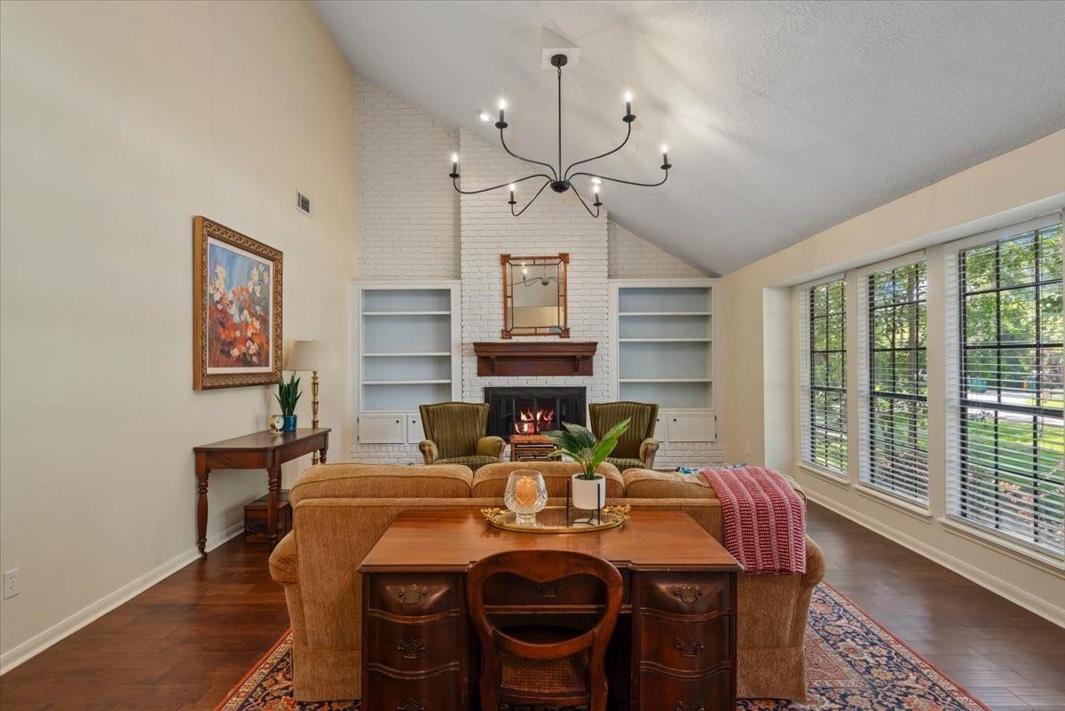 10 Cape Chestnut Drive