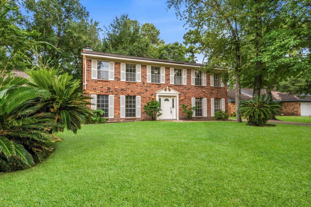 Photo of 3210 Village Park Drive, Houston, TX 77339 (MLS # 94079948)
