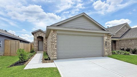 Homes For Sale - 1718 Portia Lane<br/> Conroe, TX 77301