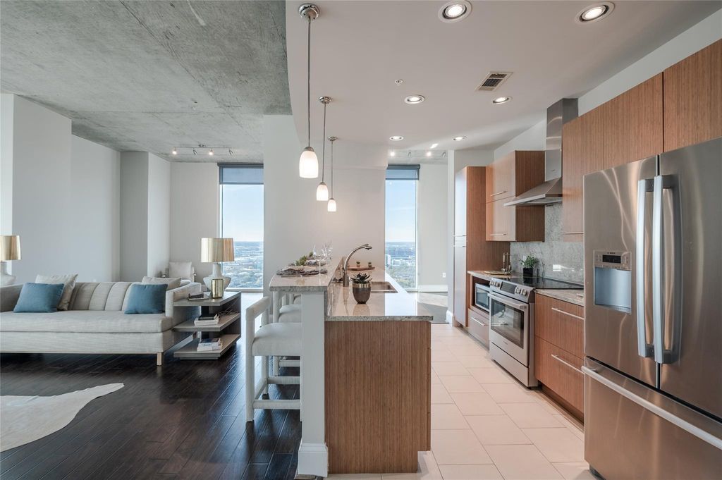 Photo of 5927 Almeda Road #22804, Houston, TX 77004 (MLS # 33239335)