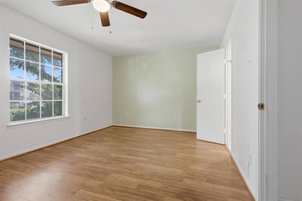Photo of 7600 Burgoyne Road #250, Houston, TX 77063 (MLS # 31884210)