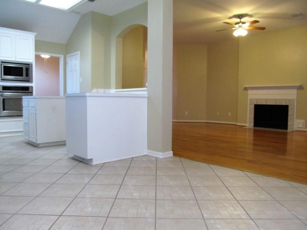 104 Laguna Pointe Drive