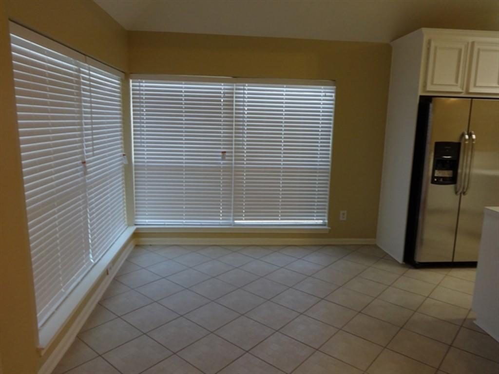 104 Laguna Pointe Drive