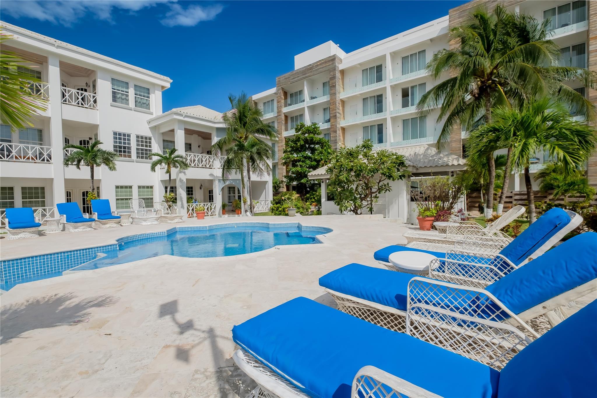 2 Barrier Reef Dr