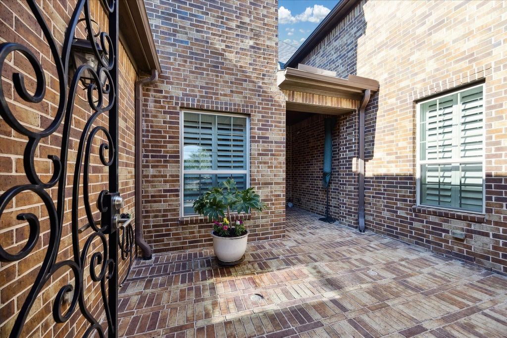 Photo of 6918 Champion Trail, Katy, TX 77493 (MLS # 16645852)