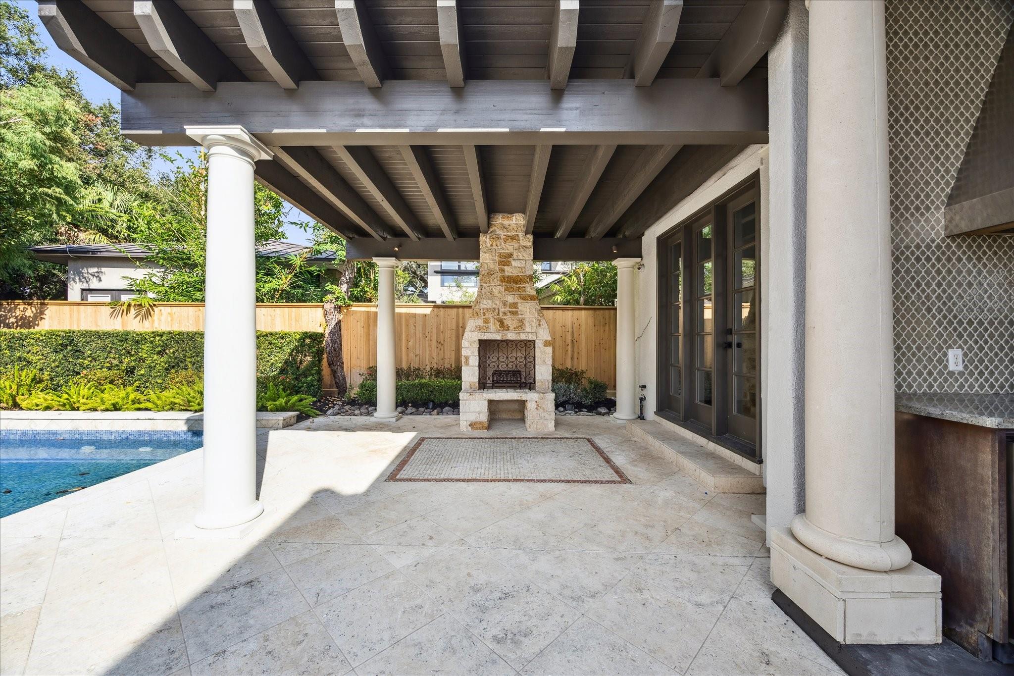 2330 Maroneal Street