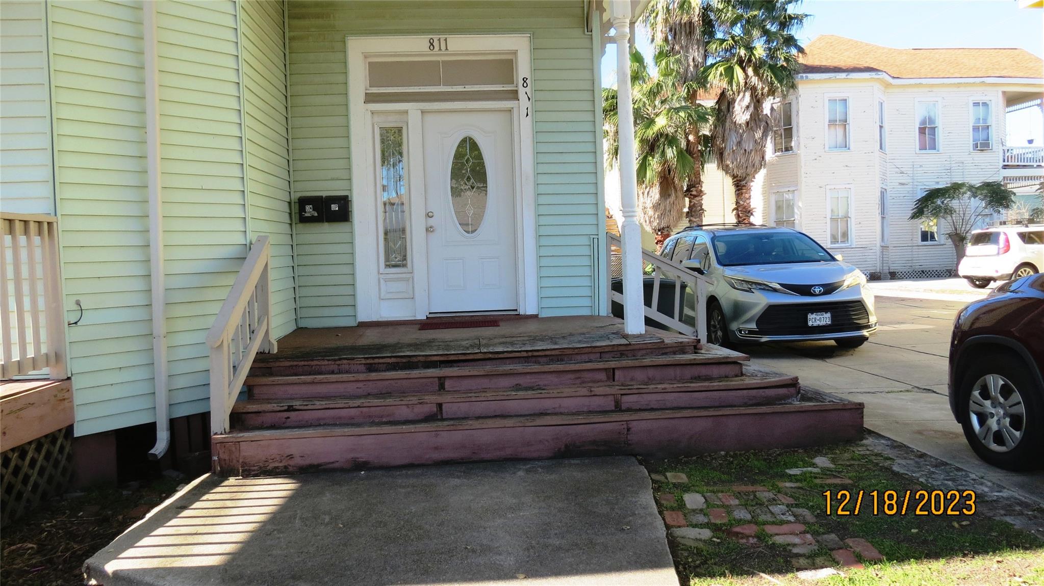 811 28th Street A