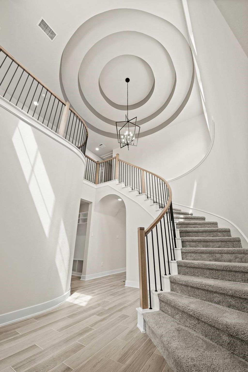 Photo of 16718 Yaklin Meadow Court, Humble, TX 77346 (MLS # 38787680)