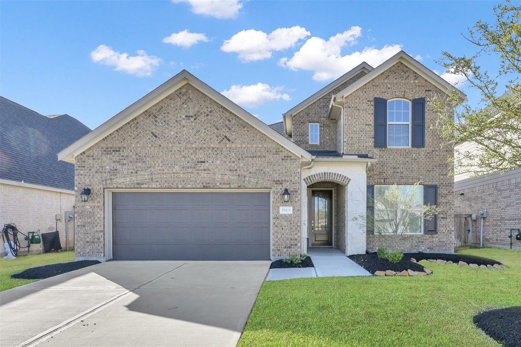 Photo of 19419 Canter Field Court, Tomball, TX 77377 (MLS # 26253284)