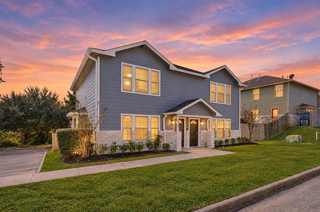 Photo of 134 Sendero Drive, Huntsville, TX 77340 (MLS # 29533495)
