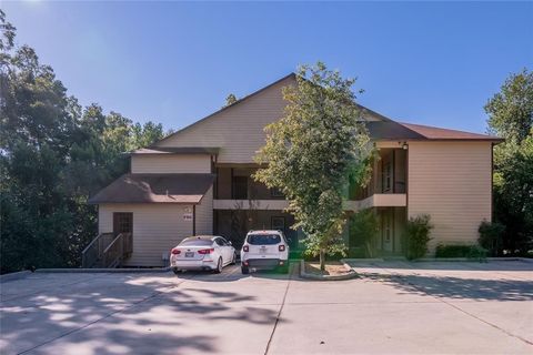 Photo of 1239 20th Street #C, Huntsville, TX 77340 (MLS # 26603509)