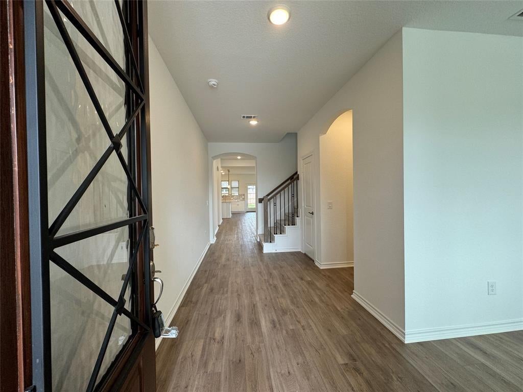 1208 Jasmine View Ln