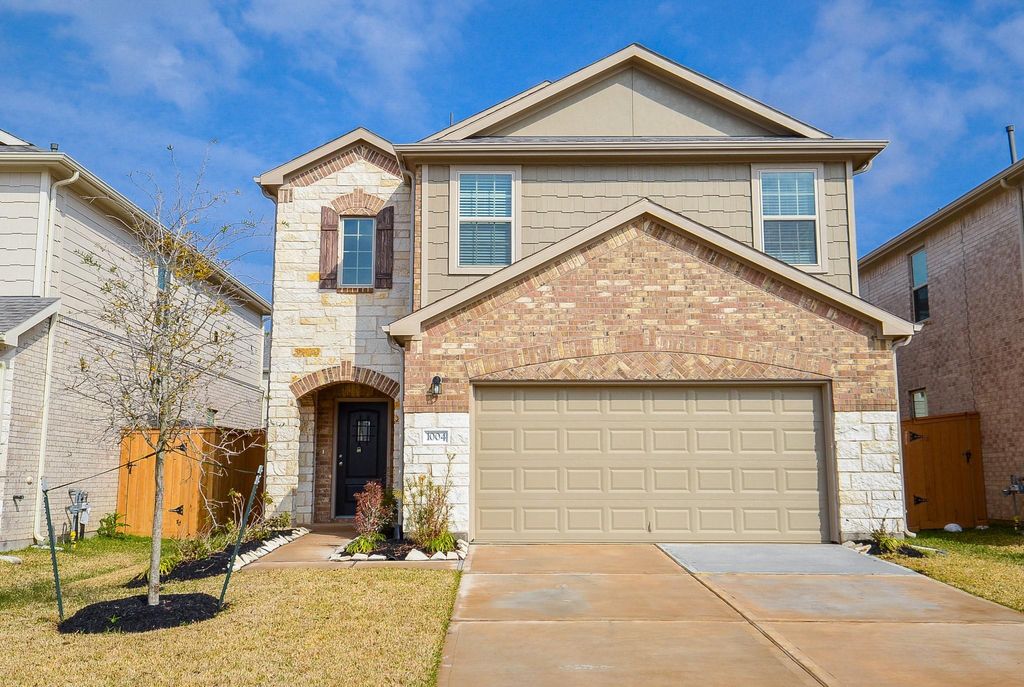 Photo of 1004 Laguna Cove Drive, Katy, TX 77493 (MLS # 29303859)