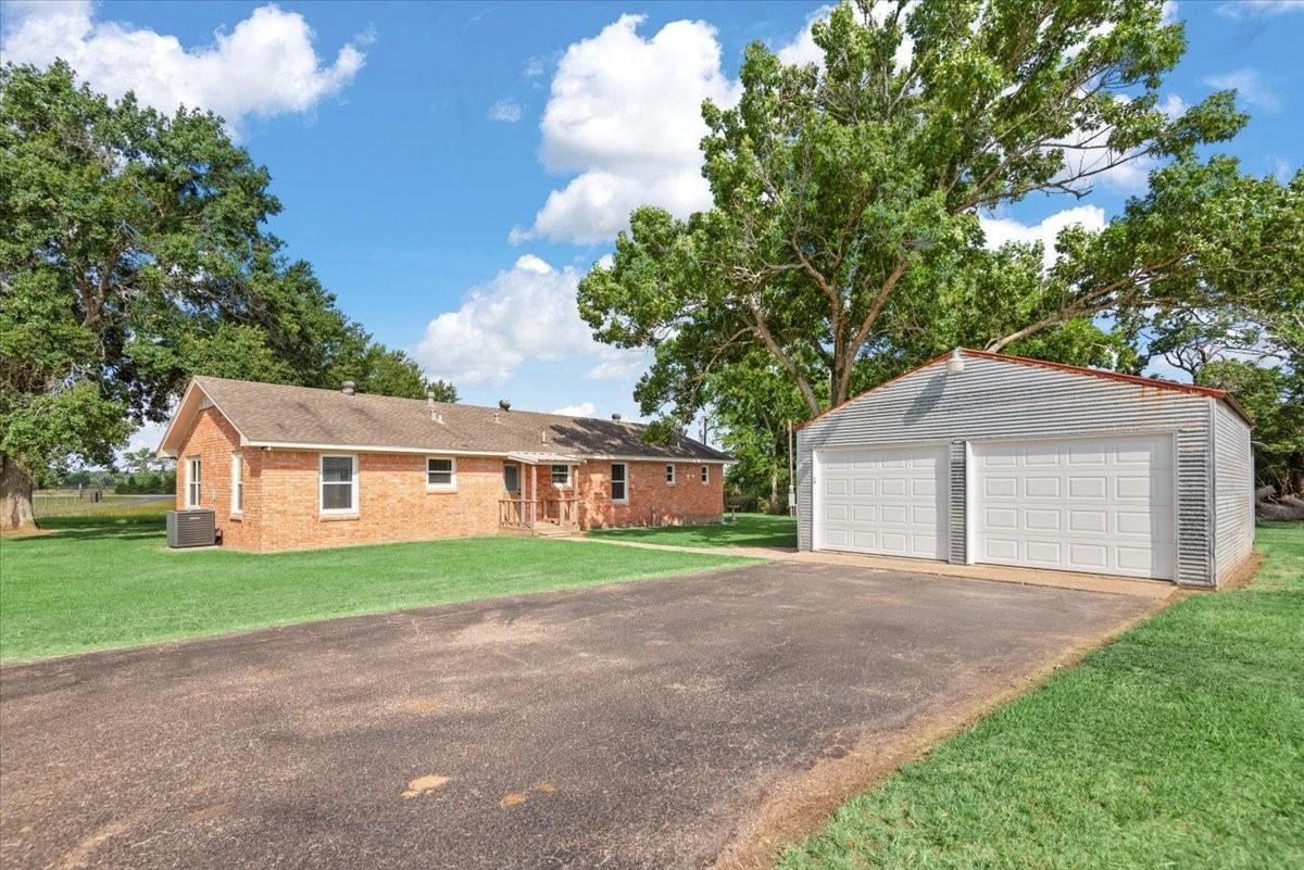 28792 Waller Gladish Road