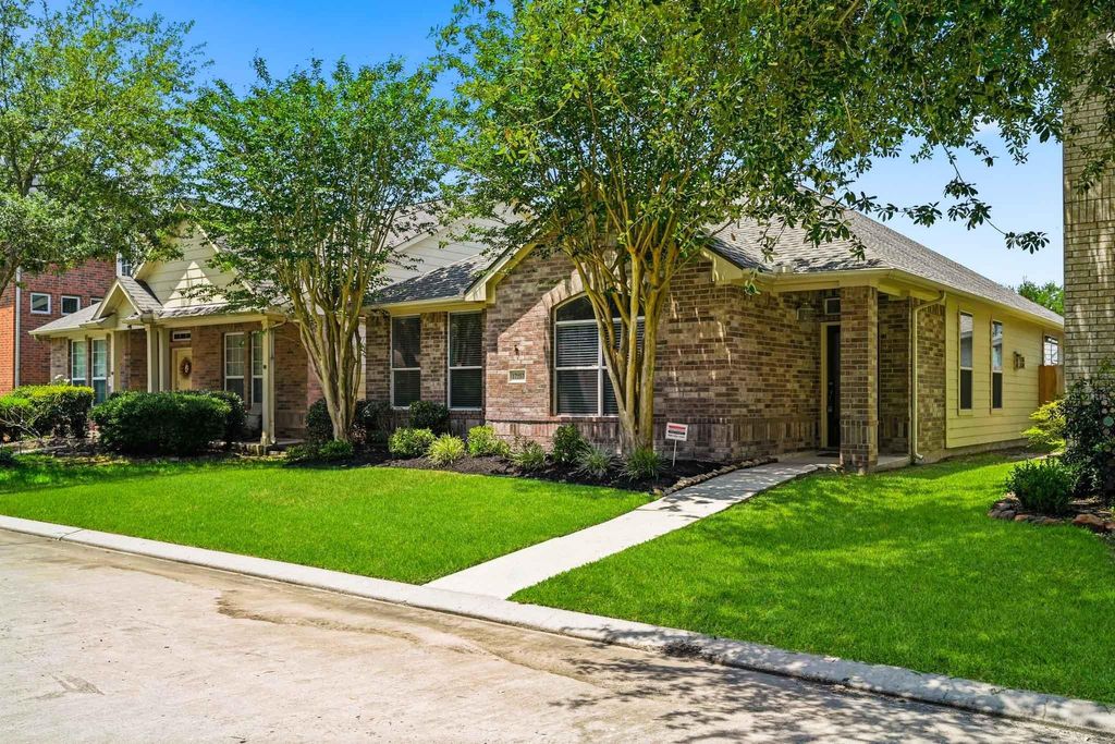 Photo of 17255 Lafayette Hollow Lane, Humble, TX 77346 (MLS # 44456314)