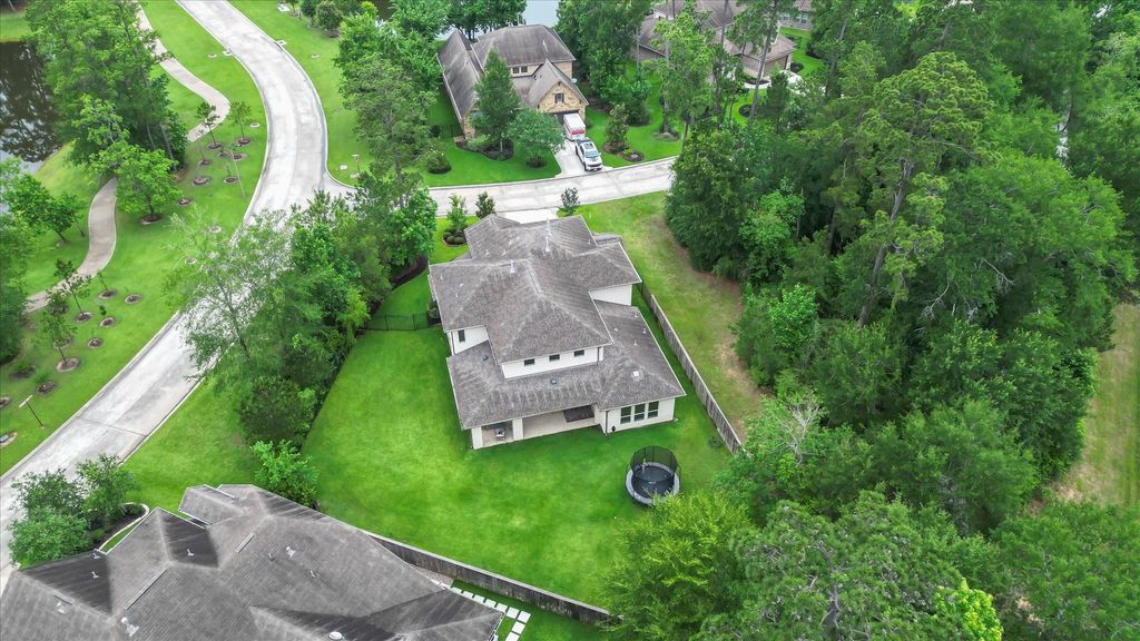 Photo of 2 Gracenote Place, Tomball, TX 77375 (MLS # 74548984)