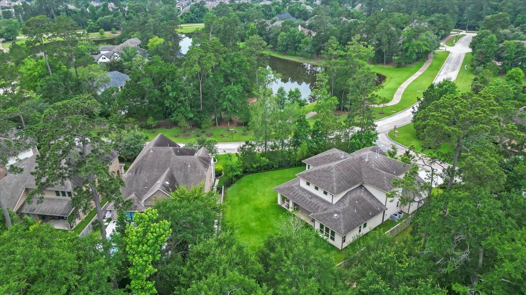 Photo of 2 Gracenote Place, Tomball, TX 77375 (MLS # 74548984)