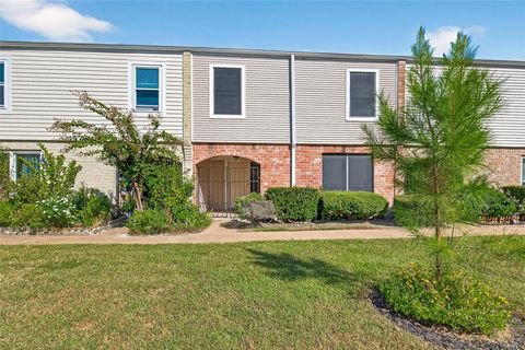 Photo of 9022 Wilcrest Drive #9022, Houston, TX 77099 (MLS # 80226986)