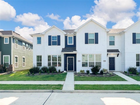 Townhouse For Rent - 2234 Memory Oaks Drive<br/> Tomball, TX 77375