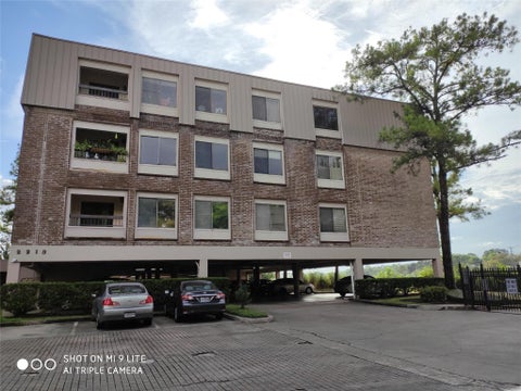 Photo of 2213 S Braeswood Boulevard #13A, Houston, TX 77030 (MLS # 10591764)