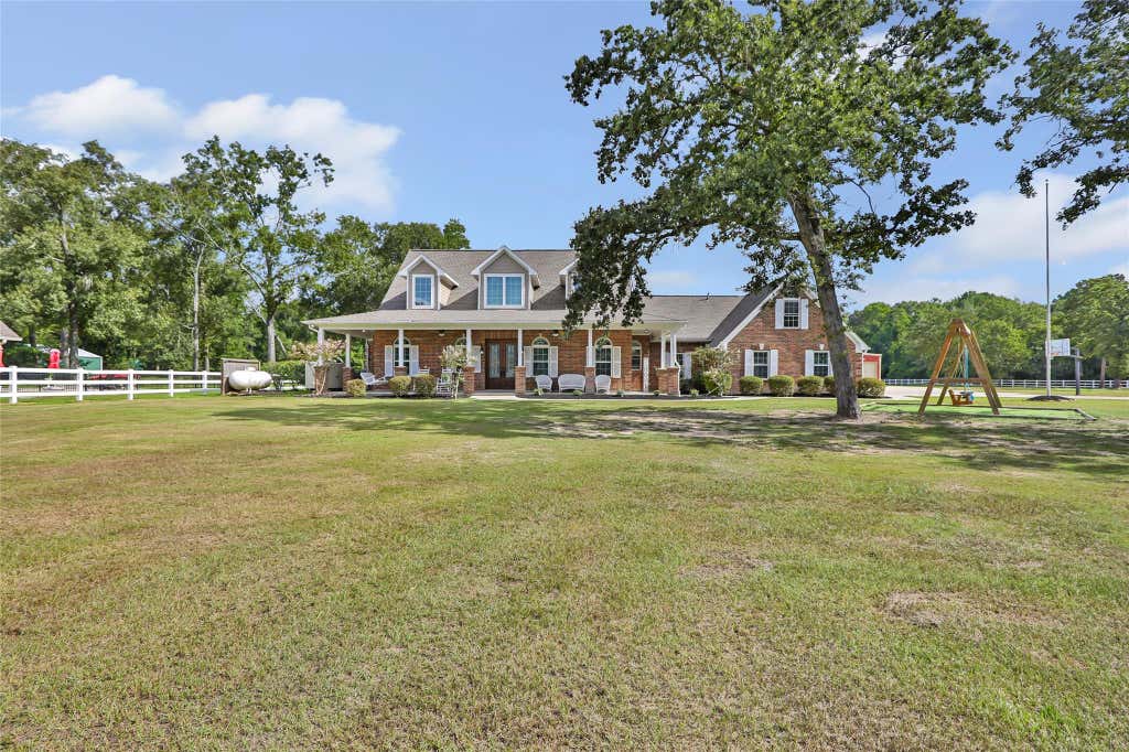 Photo of 1111 Valley Commons Drive, Huffman, TX 77336 (MLS # 22986799)