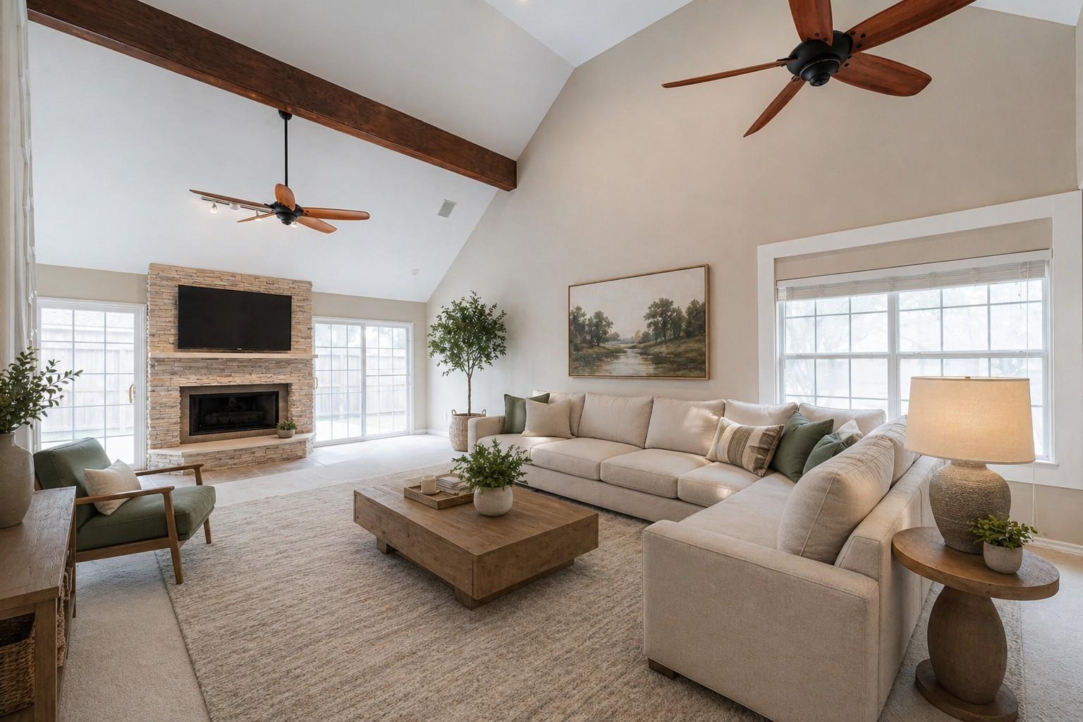 519 E Hillary Circle