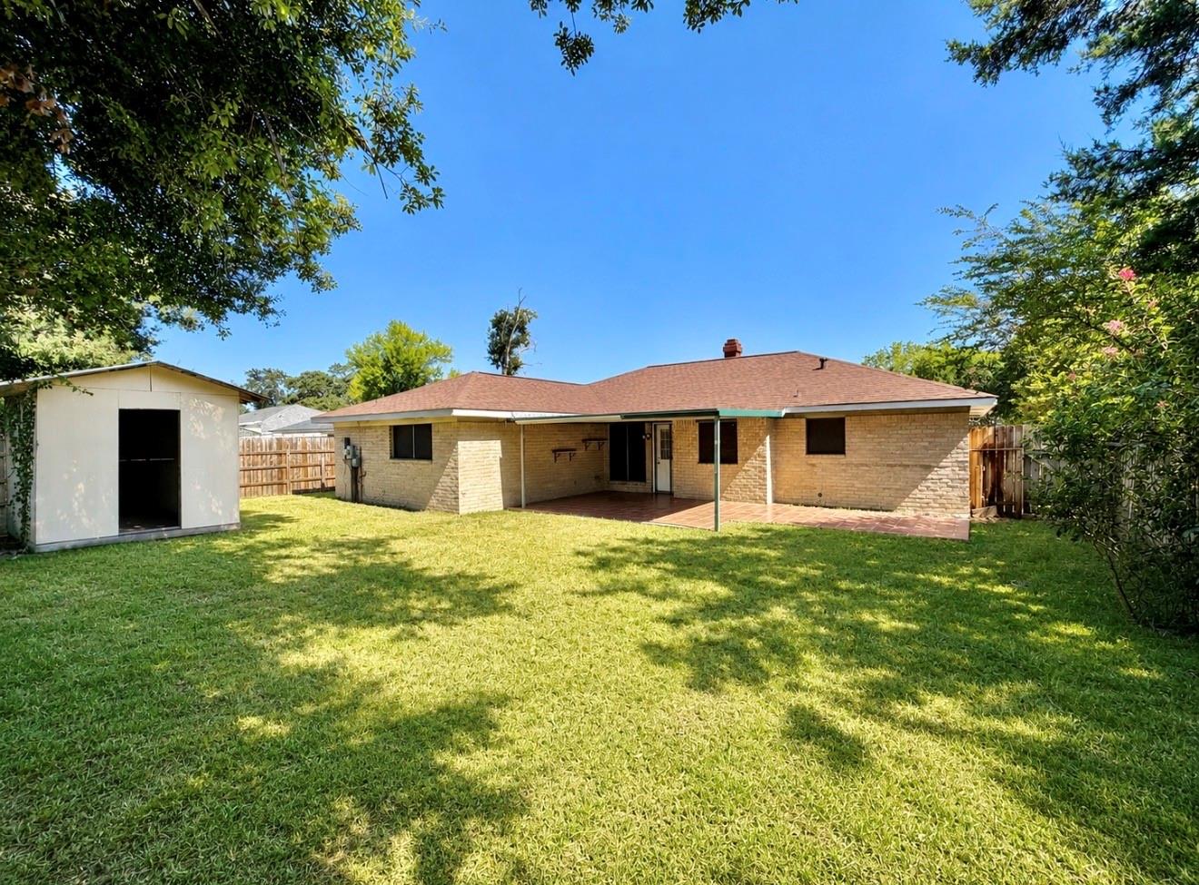 430 Shady Glade Drive
