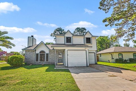 Photo of 20038 Faye Oaks Drive, Humble, TX 77346 (MLS # 46759596)