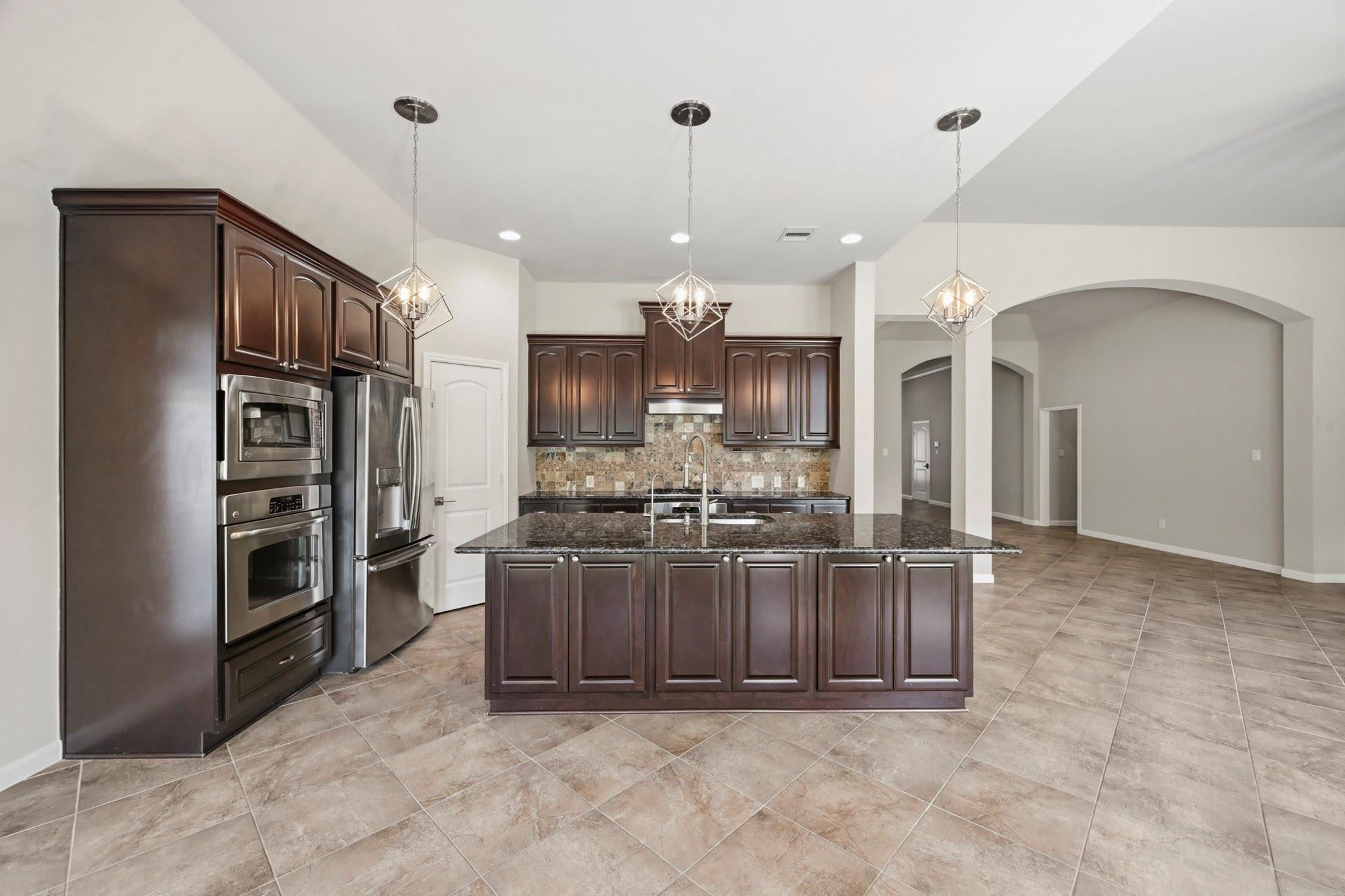 27418 N Saddle Creek Lane