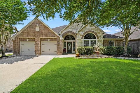 Photo of 27418 N Saddle Creek Lane, Fulshear, TX 77441 (MLS # 39507760)