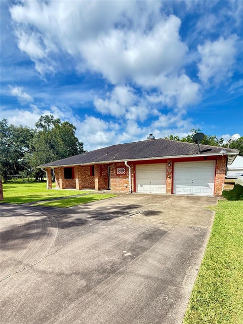 Photo of 1410 S Dance Drive, West Columbia, TX 77486 (MLS # 43302434)