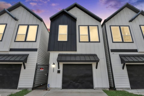 Photo of 5402 Margarita Street, Houston, TX 77020 (MLS # 98456621)