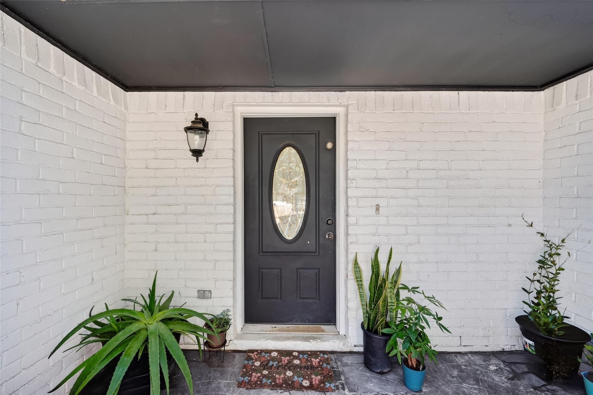1011 Kensington Drive