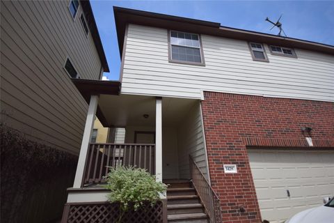 Photo of 1428 W 24th Street, Houston, TX 77008 (MLS # 40805480)