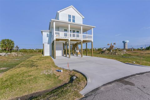 Photo of 4011 Miramar Court, Galveston, TX 77554 (MLS # 18191985)