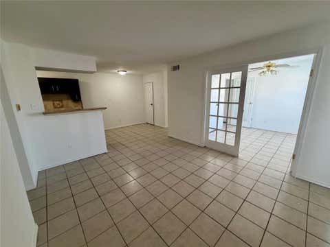 Photo of 2750 Holly Hall Street #1204, Houston, TX 77054 (MLS # 97809122)