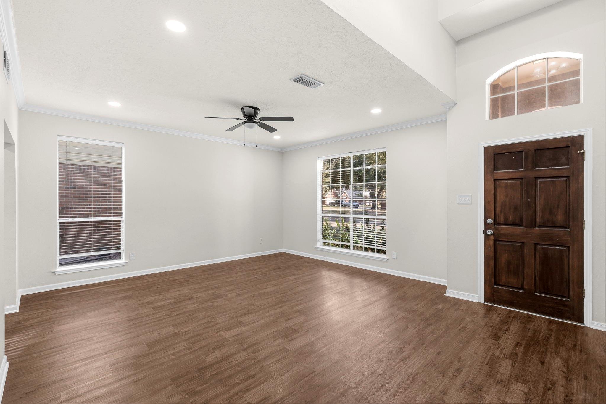 6023 Shady Manor Drive