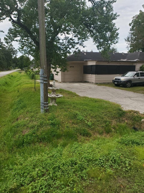Photo of 8038 Talton St Street, Houston, TX 77028 (MLS # 67975522)